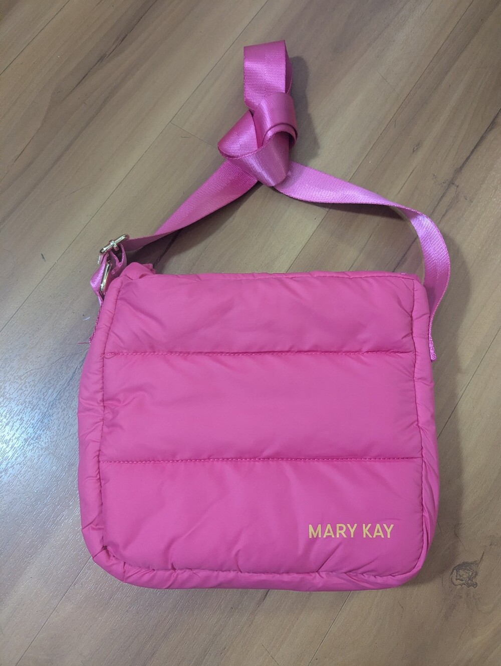 Mary Kay Pink Small Crossbody Bag Zip Closure Gold Hardware Lined Strap